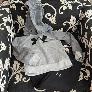 Under Amour Jogger Outfit